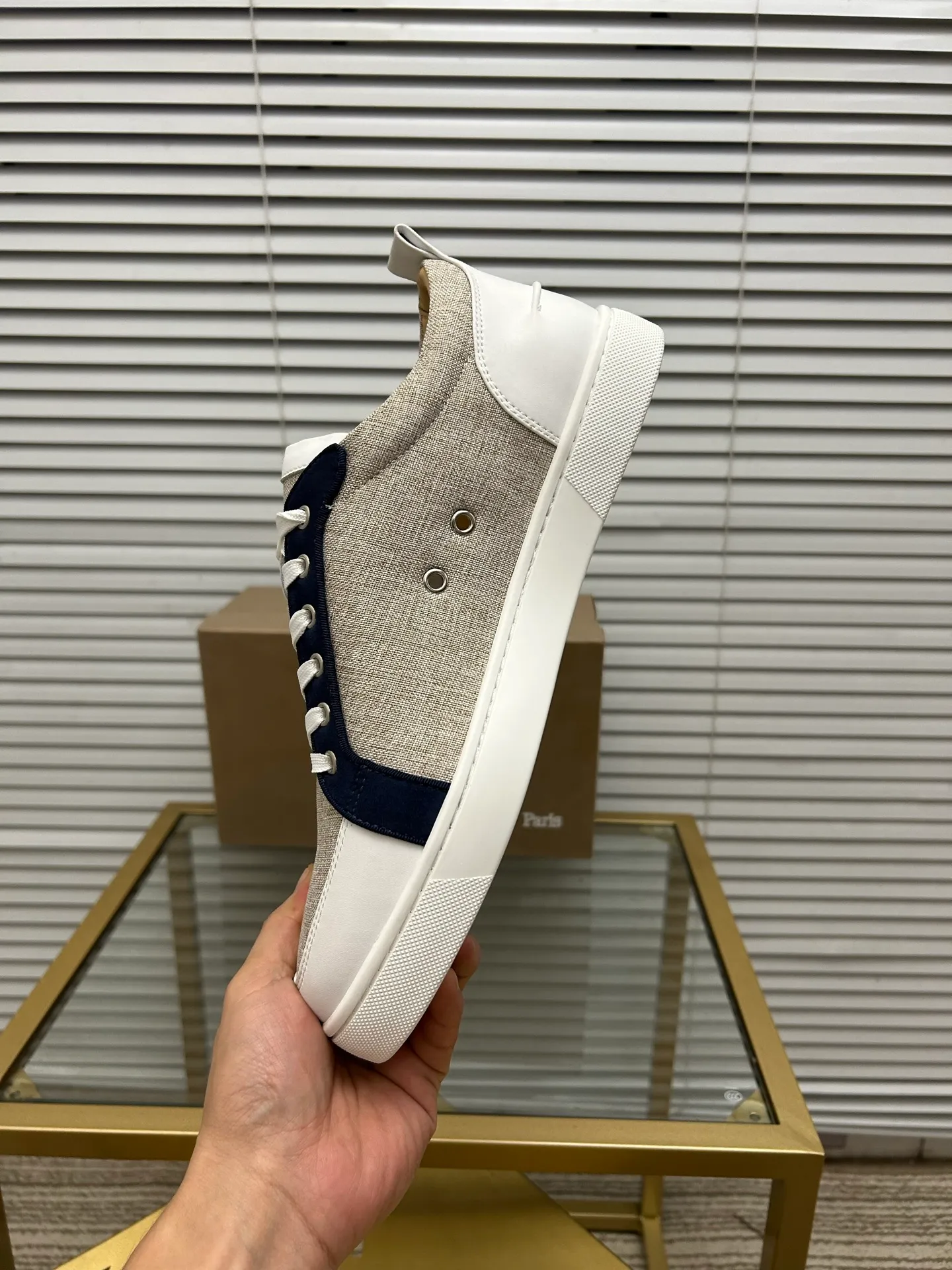 (Customized model) Ex-factory price is 480. christian louboutin (CL red sole shoes) counter series, casual sneakers for couples 📢 📢 📢 Exclusive hot style release 🎈🎈💪 Movable latex feet 👻 Finished outsole line [Proud] 😝Female 35-40# Male 38#-46, global supply😝 [Top version]: Original imported genuine leather upper, top original leather lining, original molded TPU outsole, original 1:1 detail processing, original shoe last,